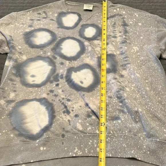 Soft, Up-cycled, comfort washed, bleach dyed sweatshirt - Picture 5 of 6